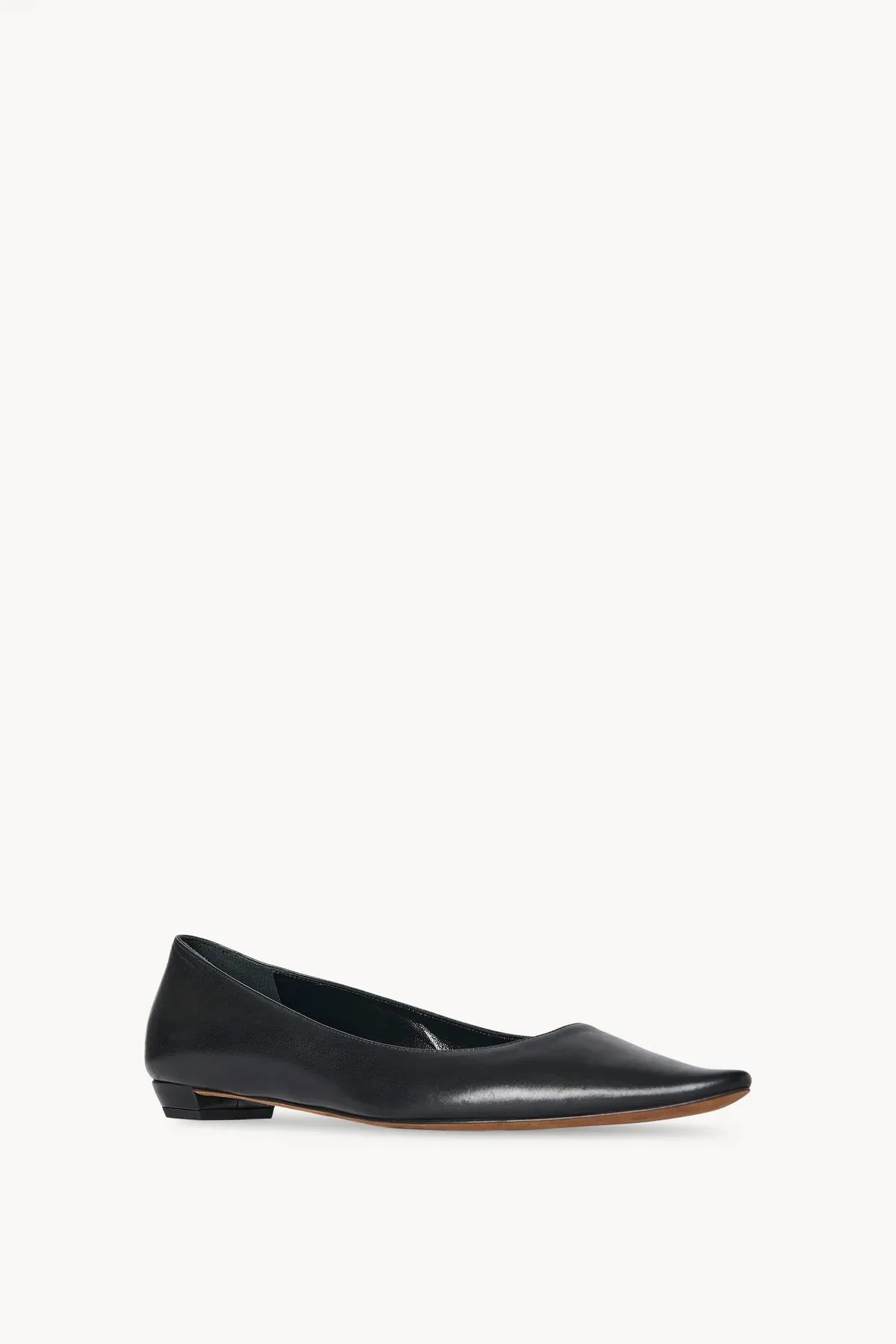 Claudette Flat
