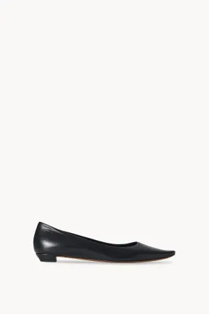 Claudette Flat