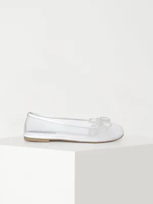 Hydra Flats In White