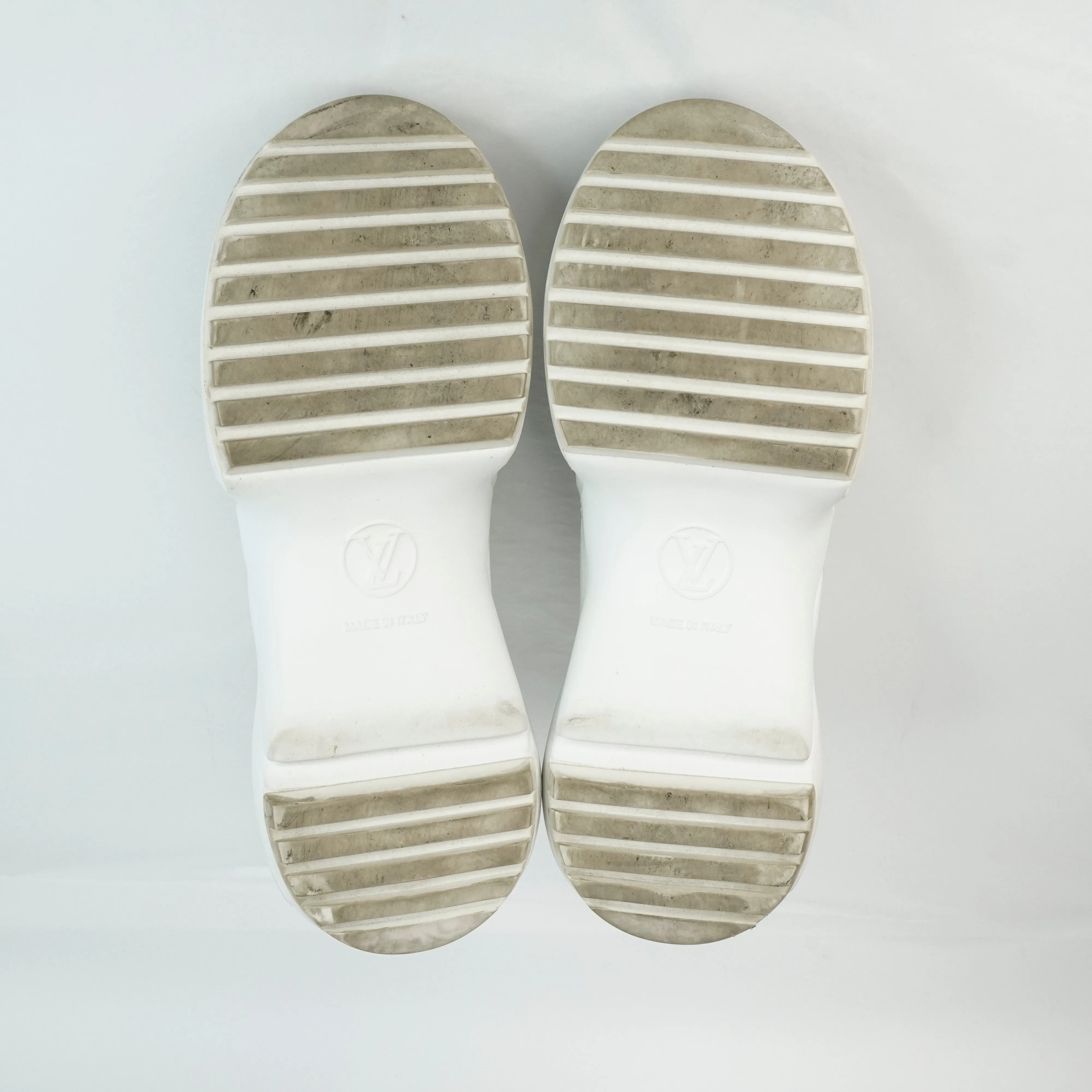 Louis Vuitton Patent Monogram Archlight Sneaker 35.5