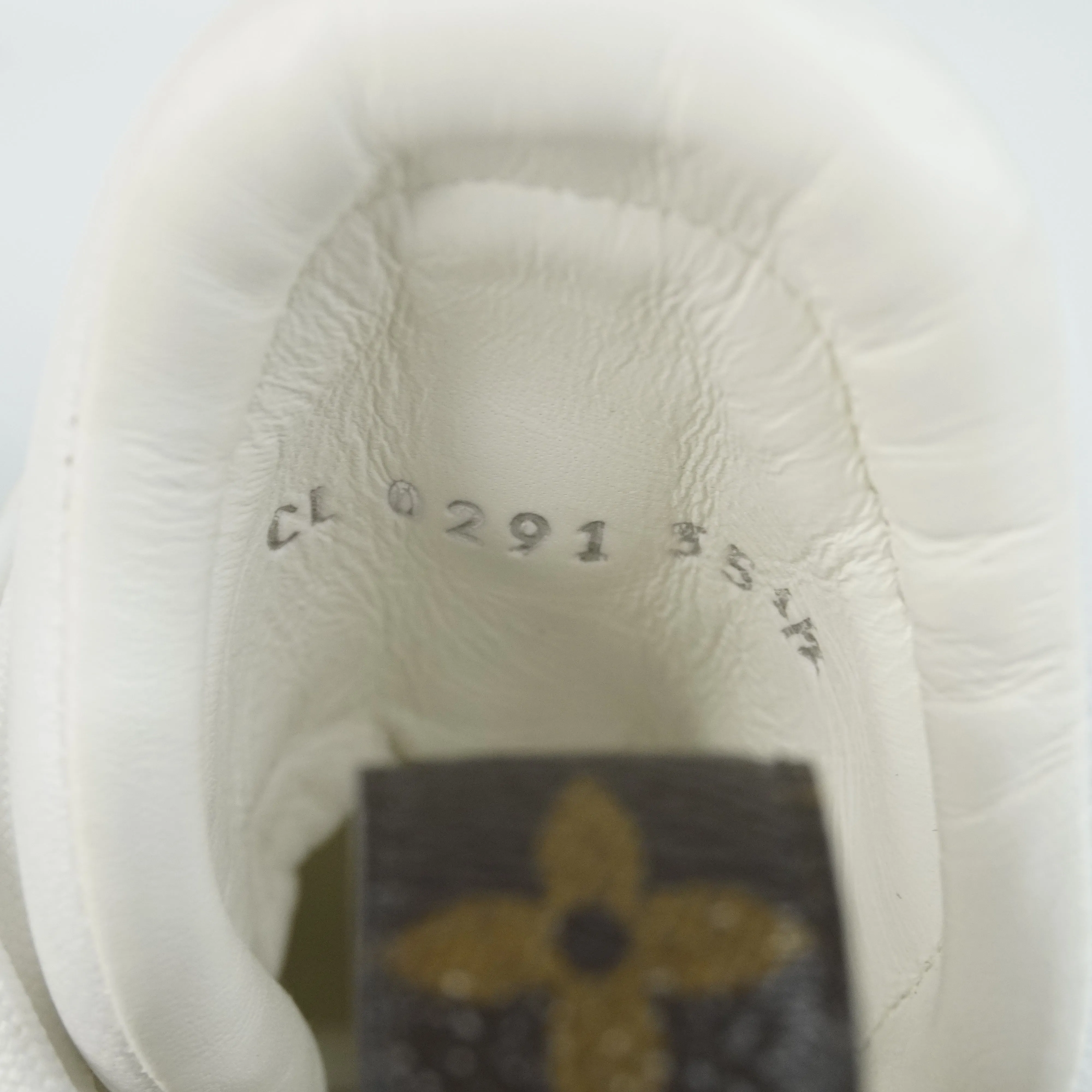 Louis Vuitton Patent Monogram Archlight Sneaker 35.5