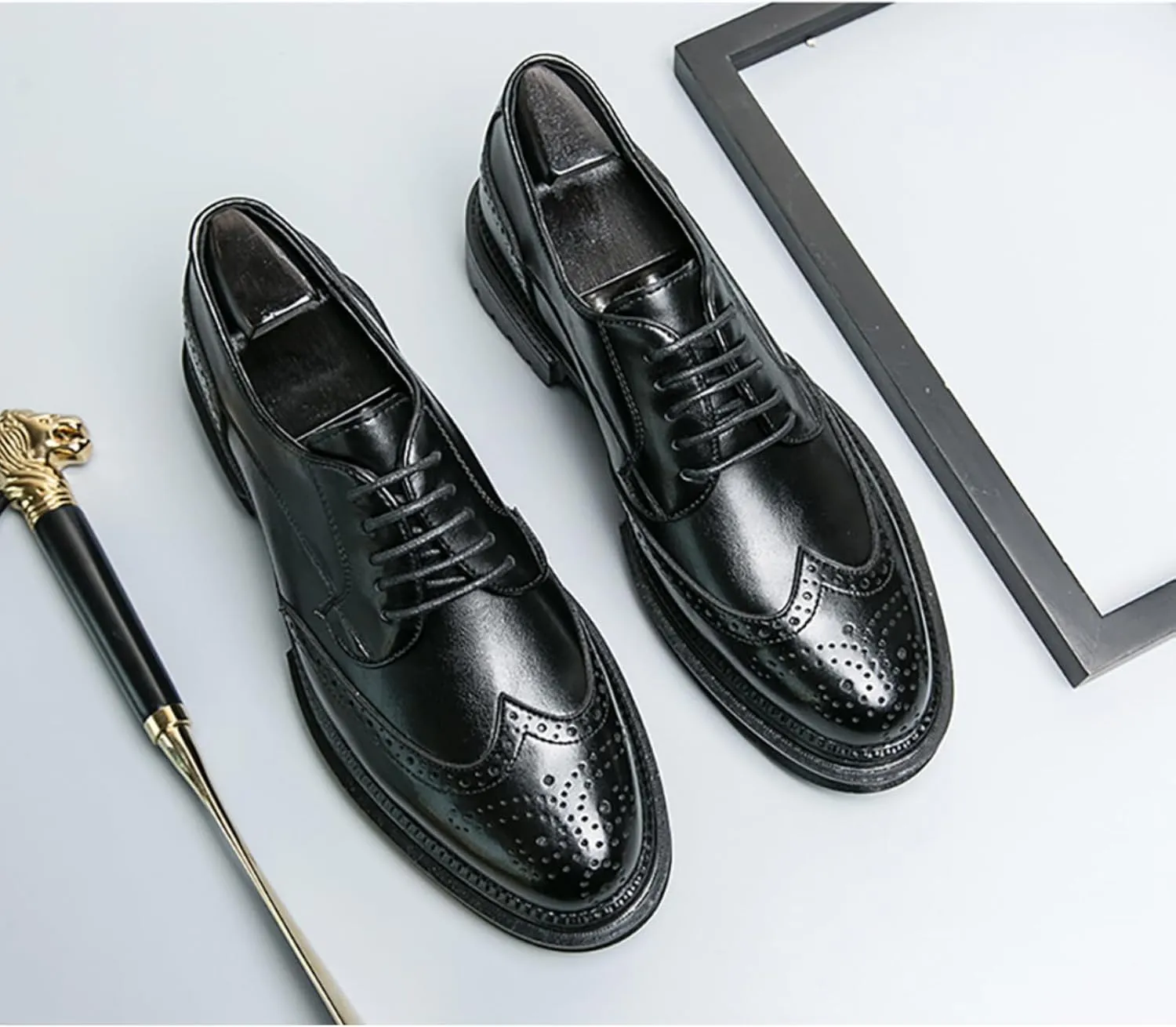 Men's Modern Wingtip Leather Carved Brogue Oxford Shoes Comfortable Round Head Platform Lace Up Height Increasing Dress Shoes for Business Casual Tuxedo Wedding Shoes Groom Shoes
