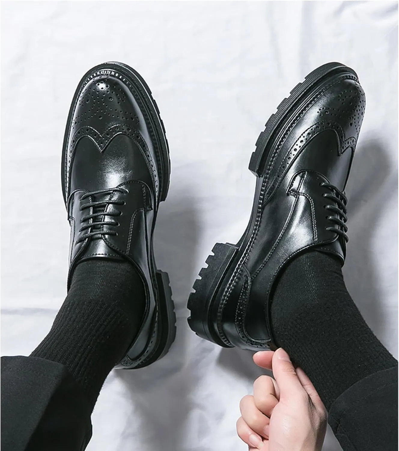 Men's Modern Wingtip Leather Carved Brogue Oxford Shoes Comfortable Round Head Platform Lace Up Height Increasing Dress Shoes for Business Casual Tuxedo Wedding Shoes Groom Shoes