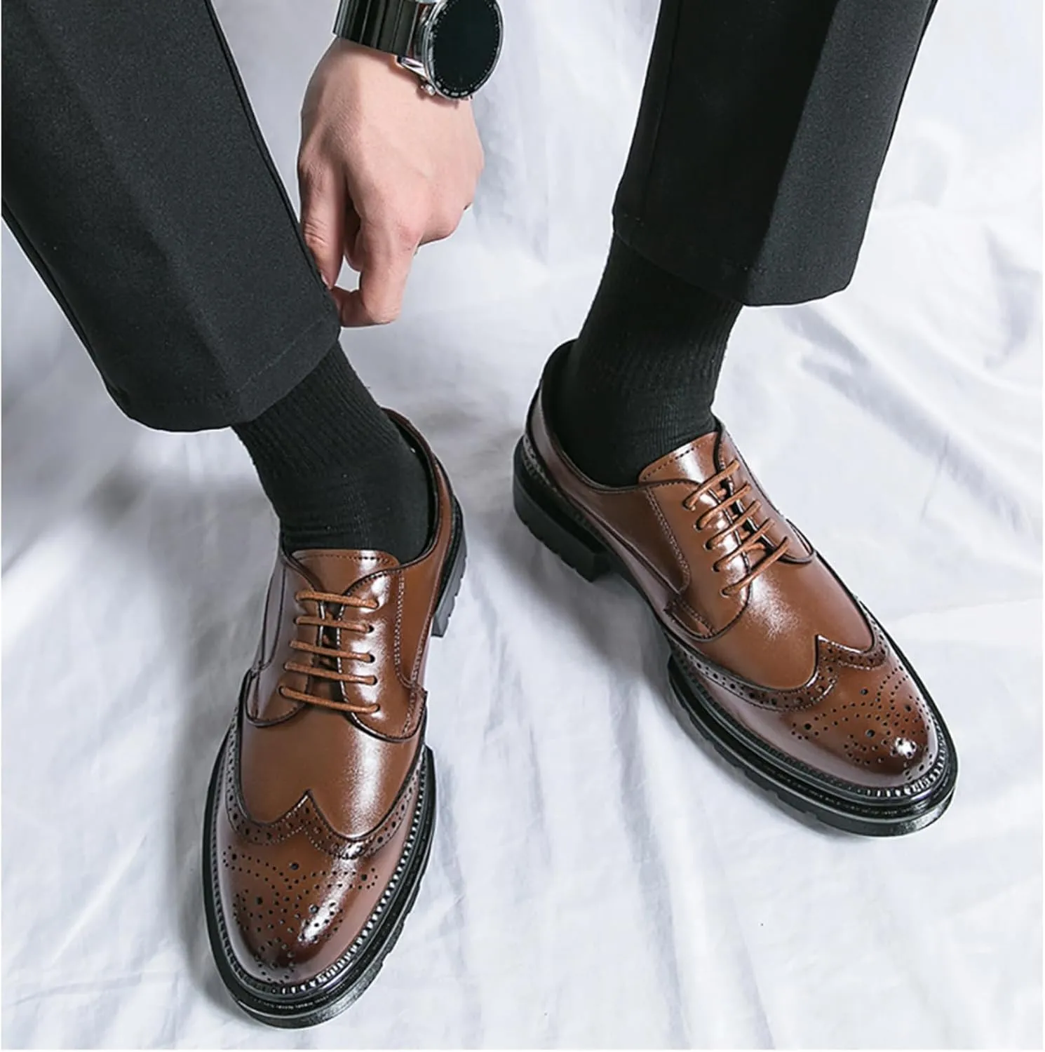Men's Modern Wingtip Leather Carved Brogue Oxford Shoes Comfortable Round Head Platform Lace Up Height Increasing Dress Shoes for Business Casual Tuxedo Wedding Shoes Groom Shoes