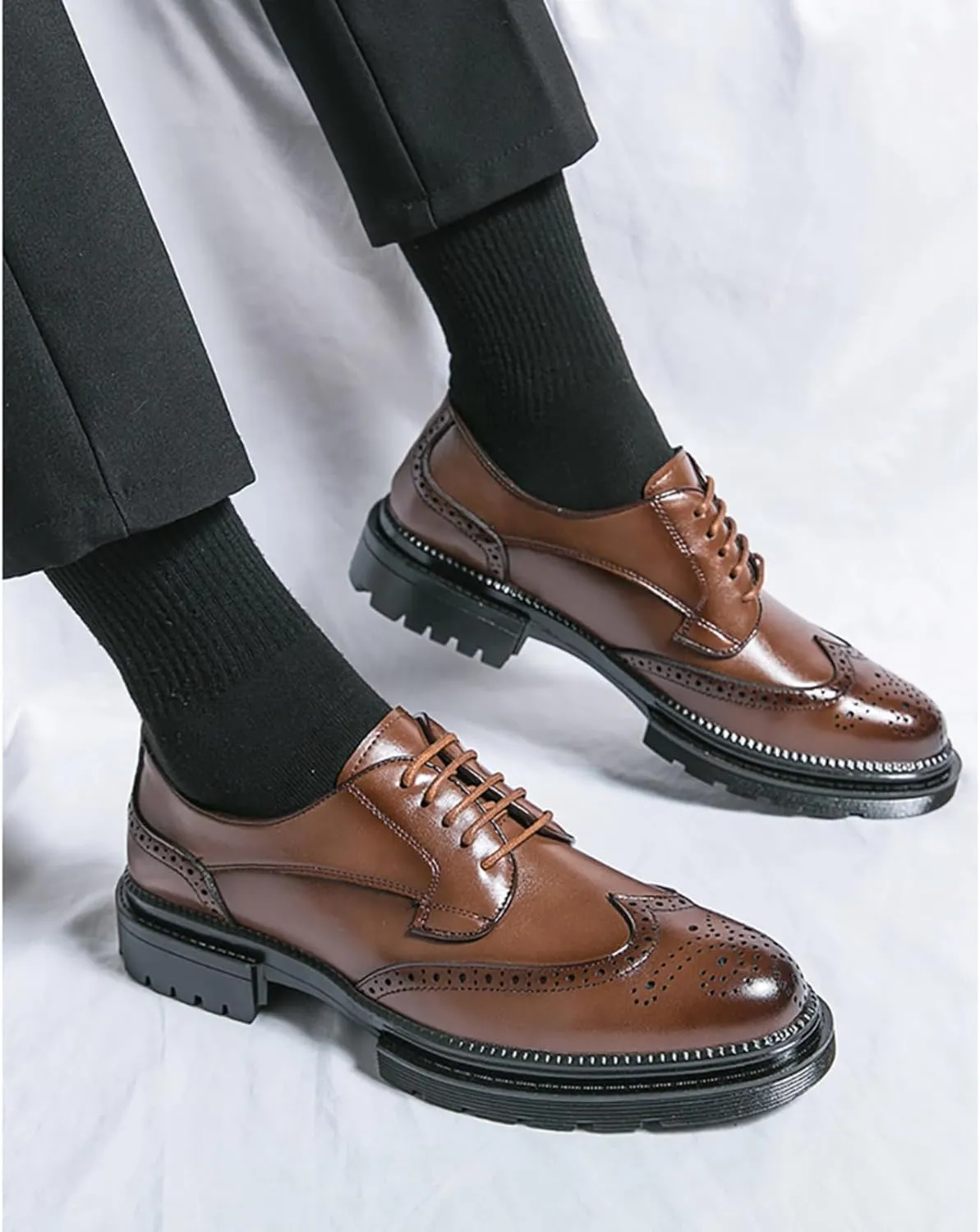 Men's Modern Wingtip Leather Carved Brogue Oxford Shoes Comfortable Round Head Platform Lace Up Height Increasing Dress Shoes for Business Casual Tuxedo Wedding Shoes Groom Shoes