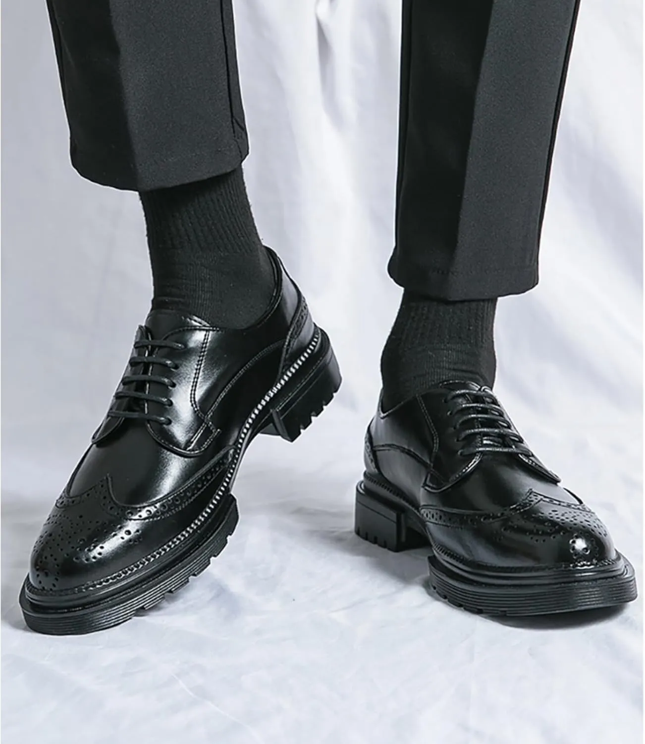 Men's Modern Wingtip Leather Carved Brogue Oxford Shoes Comfortable Round Head Platform Lace Up Height Increasing Dress Shoes for Business Casual Tuxedo Wedding Shoes Groom Shoes
