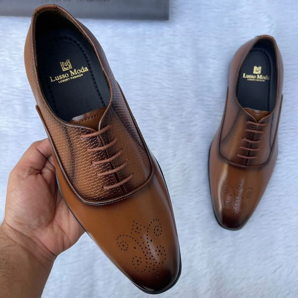 New Laces Brogue Formal Business Wear Shoes