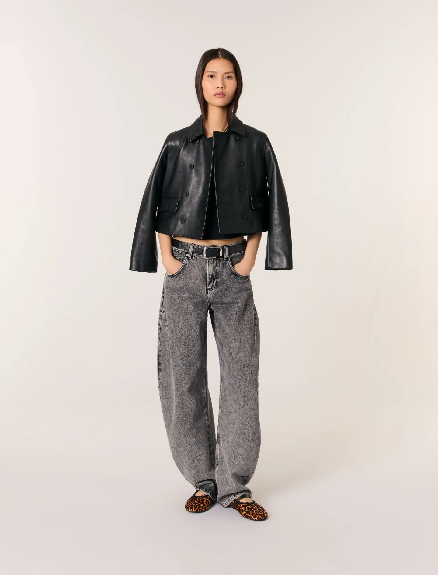 Tapered jeans