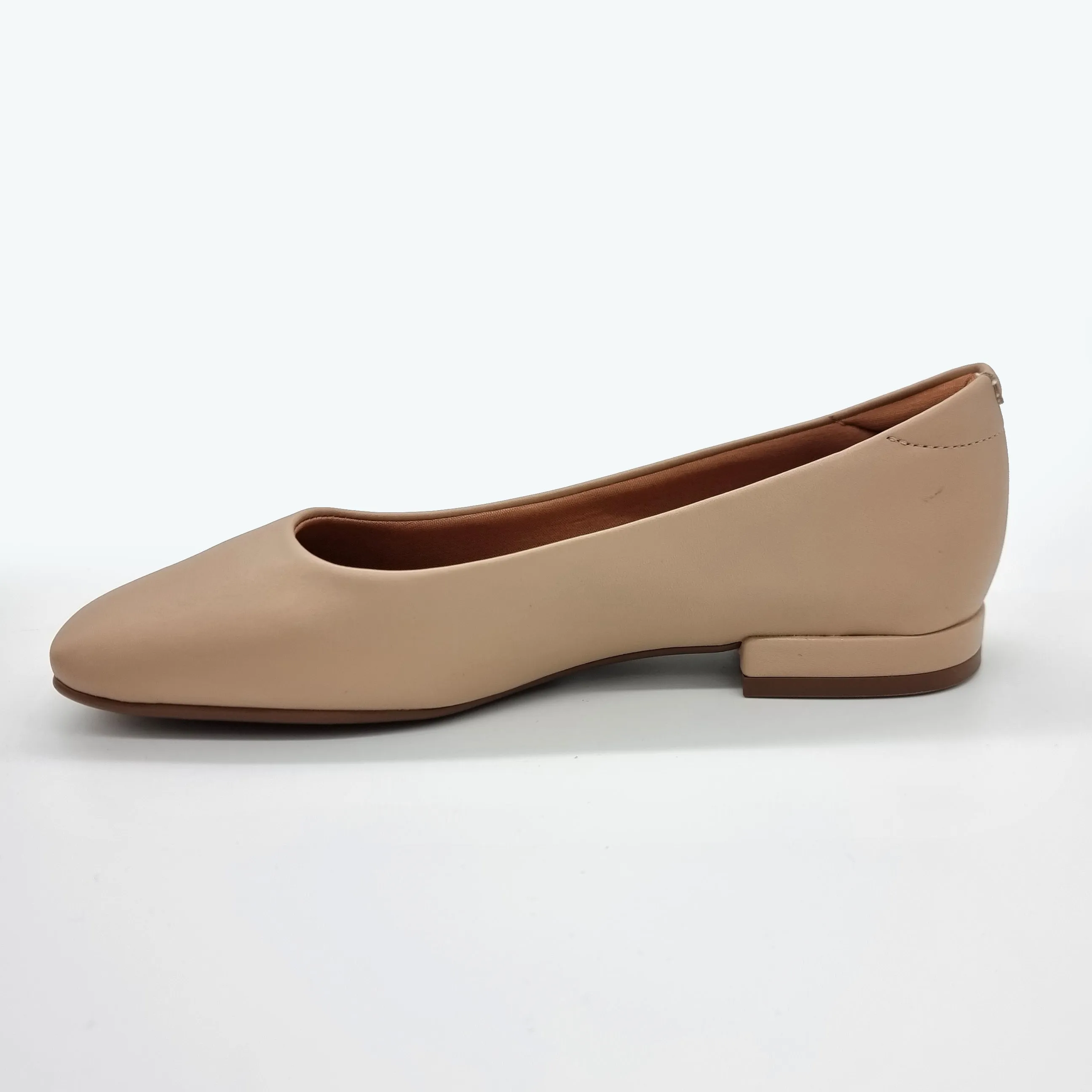 Vizzano 1427-100 Square Toe Flat in Beige Napa